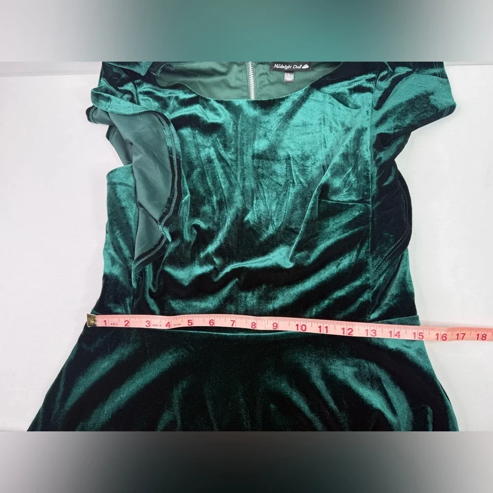 Midnight Doll Flutter Sleeve Green Velvet Double-Hem Fit & Flare Dress Sz Large - Picture 9 of 10